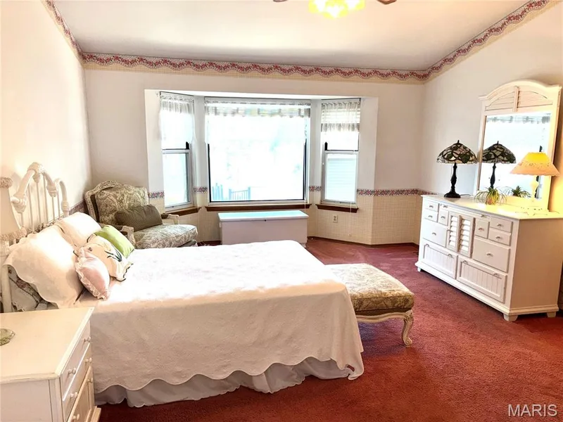 15803 Harris Ridge Court, Chesterfield, MO 63017 — listing photo 21 of 57
