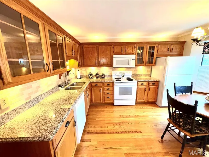 15803 Harris Ridge Court, Chesterfield, MO 63017 — listing photo 35 of 57