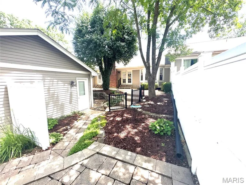 15803 Harris Ridge Court, Chesterfield, MO 63017 — listing photo 45 of 57