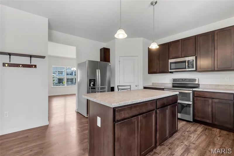 425 Dusty Brook Drive, O'Fallon, MO 63366 — listing photo 12 of 50