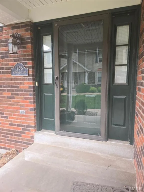 1768 S Wisteria Drive #2, St Charles, MO β listing photo 1