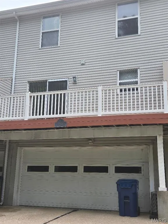 1768 S Wisteria Drive #2, St Charles, MO 63303 — listing photo 3 of 15