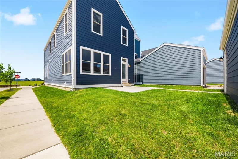 4220 Marais Temps Clair Drive, St Charles, MO 63301 — listing photo 45 of 49