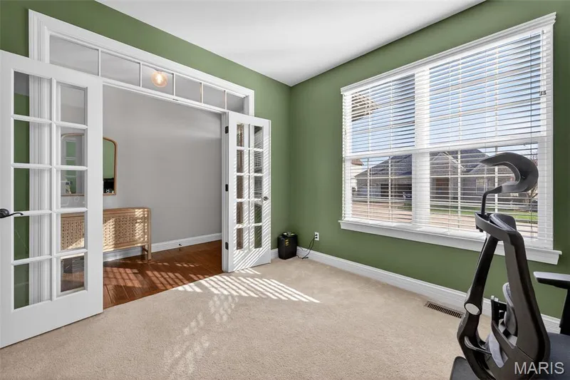 142 Tuscany Trace Drive, St Charles, MO 63303 — listing photo 4 of 42