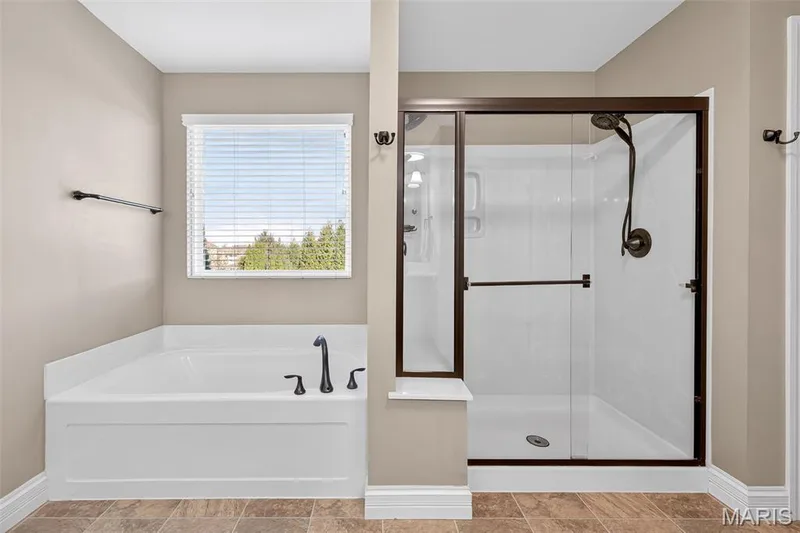 142 Tuscany Trace Drive, St Charles, MO 63303 — listing photo 22 of 42
