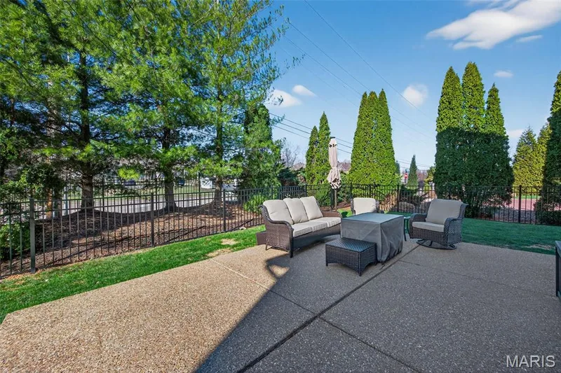 142 Tuscany Trace Drive, St Charles, MO 63303 — listing photo 34 of 42