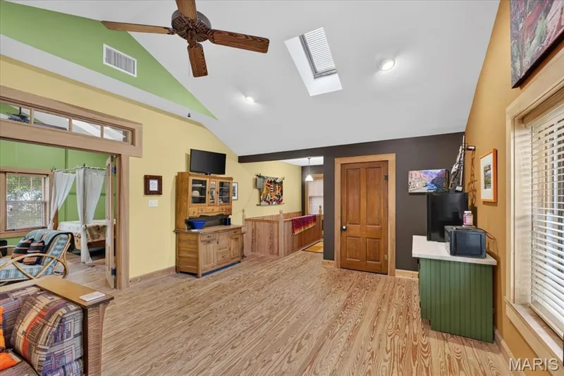 210 Lower Street, Augusta, MO 63332 — listing photo 14 of 32