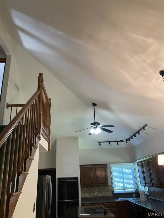 471 Saint Thomas Isle Lane, Wildwood, MO 63040 — listing photo 9 of 26