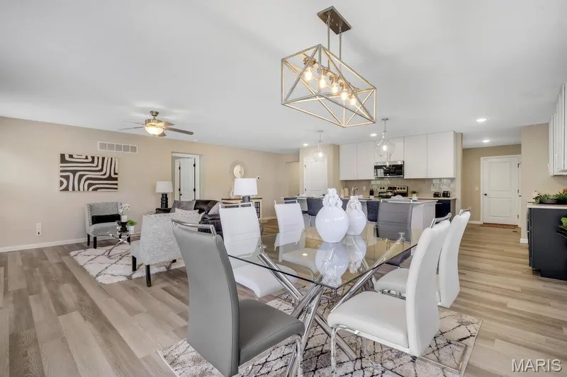 215 Cambium Court, Wentzville, MO 63385 — listing photo 13 of 42