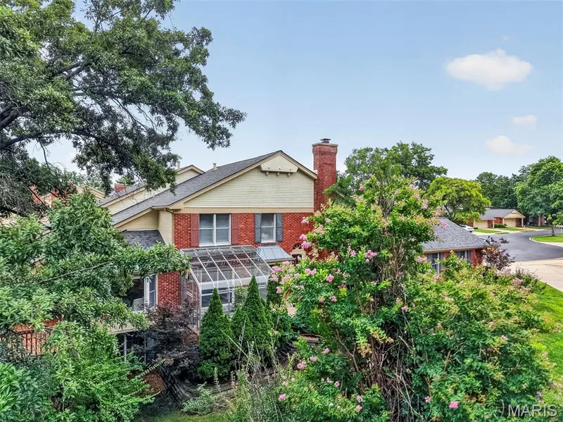 330 Morristown Court, Chesterfield, MO 63017 — listing photo 5 of 65