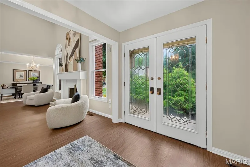 330 Morristown Court, Chesterfield, MO 63017 — listing photo 7 of 65