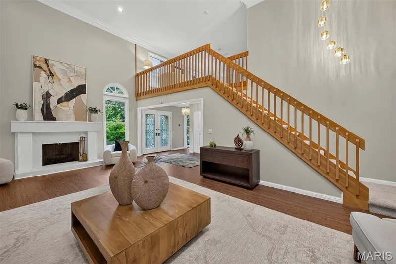330 Morristown Court, Chesterfield, MO 63017 — listing photo 10 of 65