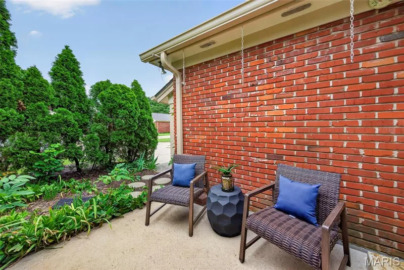 330 Morristown Court, Chesterfield, MO 63017 — listing photo 27 of 65