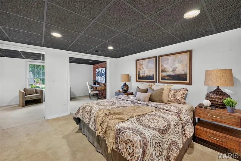 330 Morristown Court, Chesterfield, MO 63017 — listing photo 46 of 65