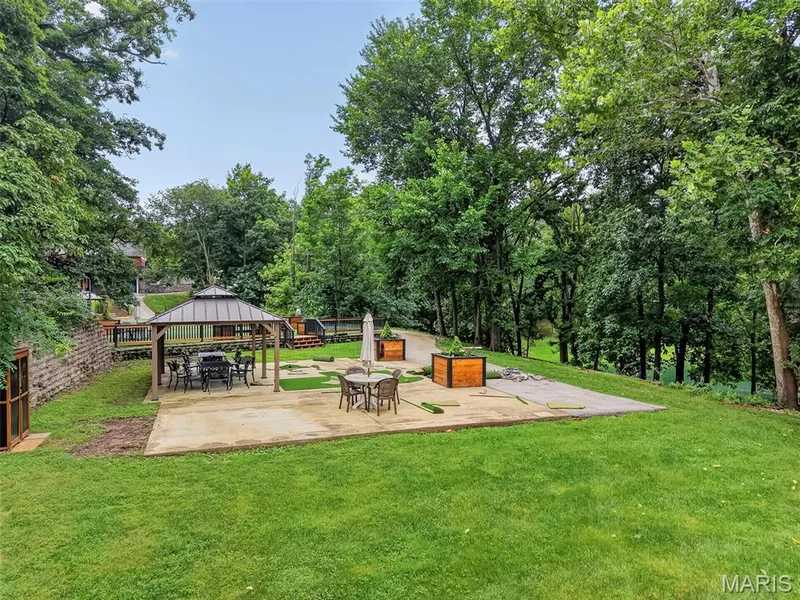 330 Morristown Court, Chesterfield, MO 63017 — listing photo 61 of 65