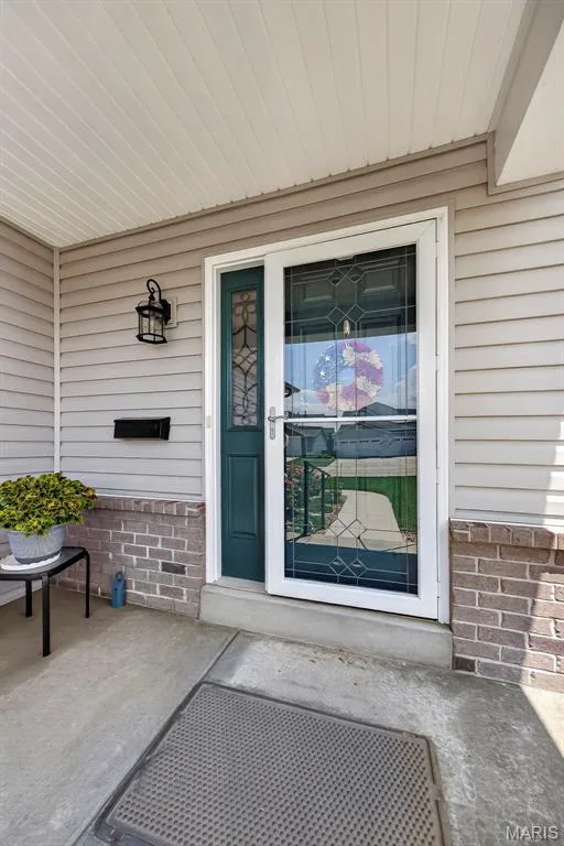 2009 White Branch Drive, St Paul, MO 63366 — listing photo 6 of 49