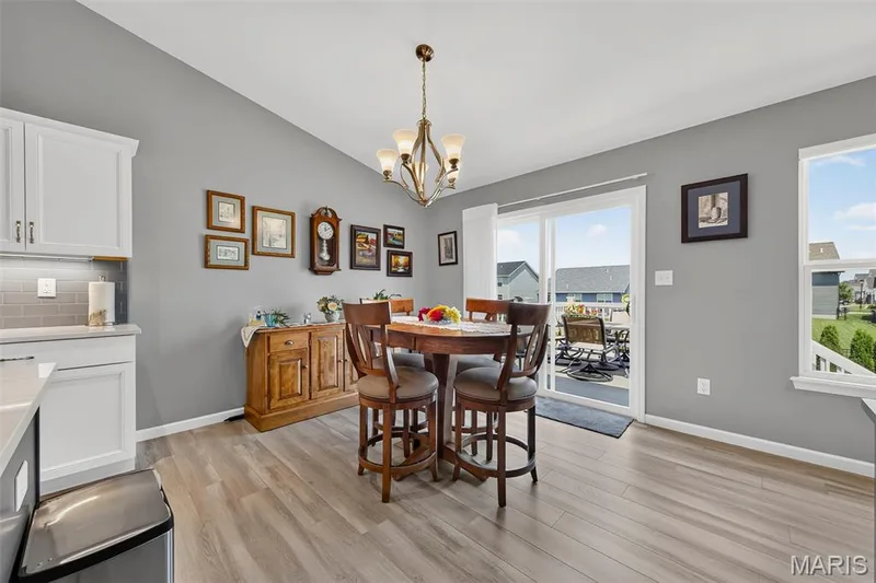 2009 White Branch Drive, St Paul, MO 63366 — listing photo 12 of 49