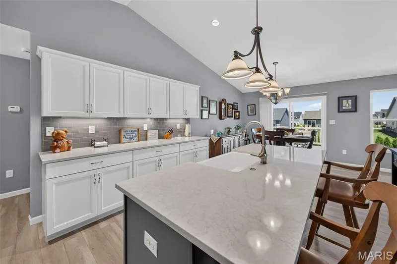 2009 White Branch Drive, St Paul, MO 63366 — listing photo 17 of 49