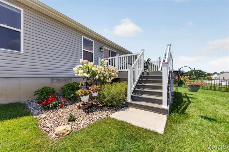 2009 White Branch Drive, St Paul, MO 63366 — listing photo 41 of 49