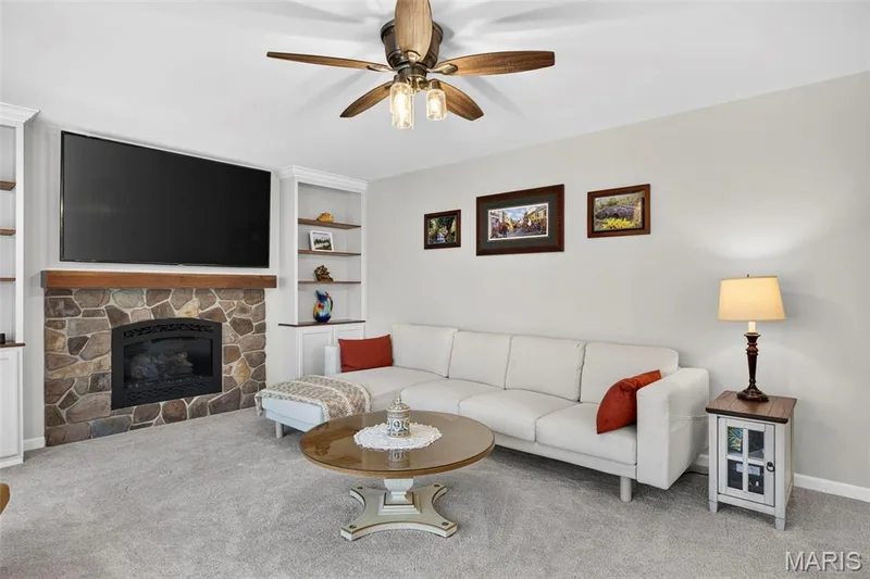 7296 Picasso Drive, Dardenne Prairie, MO 63368 — listing photo 12 of 35