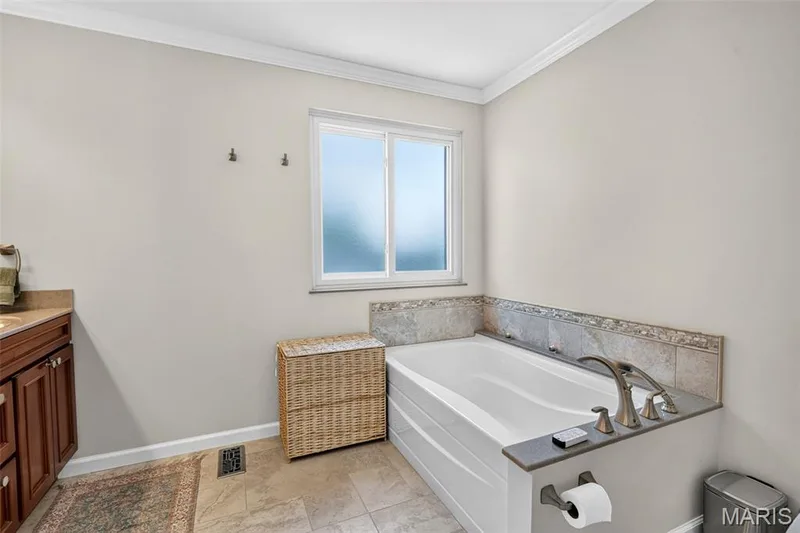 7296 Picasso Drive, Dardenne Prairie, MO 63368 — listing photo 21 of 35