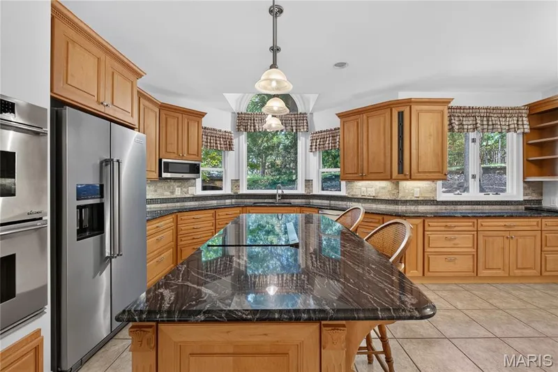 1706 Big Horn Basin Drive, Wildwood, MO 63011 — listing photo 4 of 40