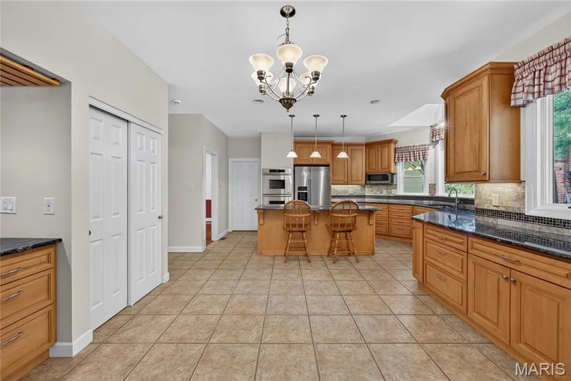 1706 Big Horn Basin Drive, Wildwood, MO 63011 — listing photo 7 of 40