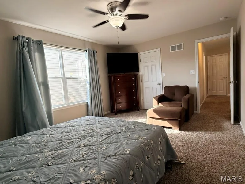 1401 Colonial Drive, Cottleville, MO 63304 — listing photo 22 of 28