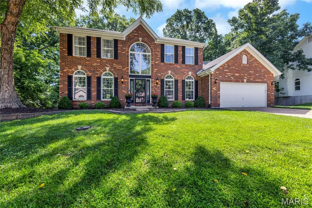 724 Oaksdale Summit Court, Wildwood, MO 63011 — listing photo 1 of 70