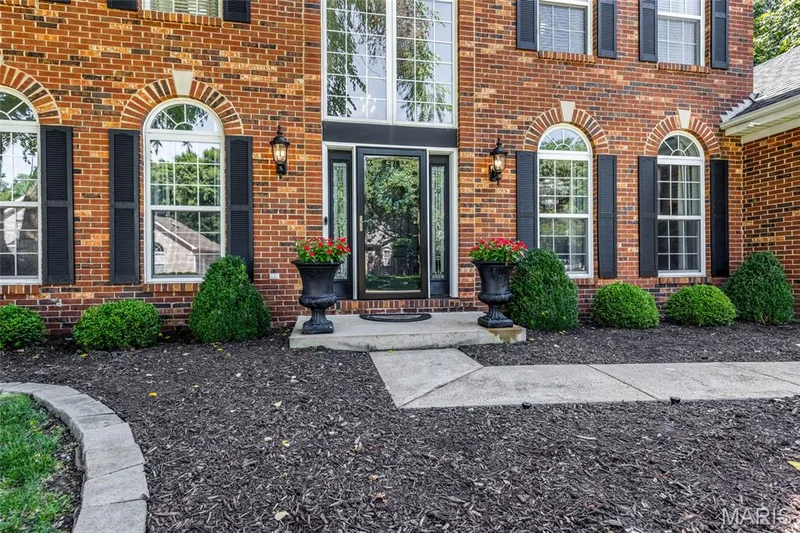 724 Oaksdale Summit Court, Wildwood, MO 63011 — listing photo 6 of 70