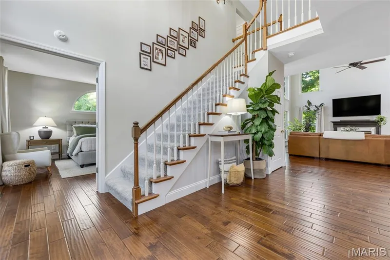724 Oaksdale Summit Court, Wildwood, MO 63011 — listing photo 10 of 70