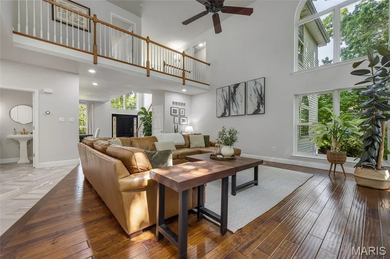 724 Oaksdale Summit Court, Wildwood, MO 63011 — listing photo 14 of 70