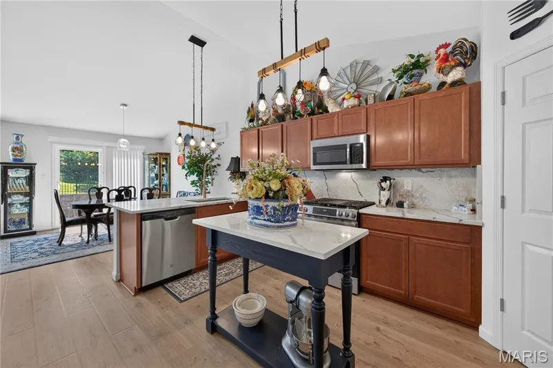 You will LOVE the Open Kitchen to the Dining! — 156 Hidden Bluffs Drive, Lake St. Louis, MO 63367