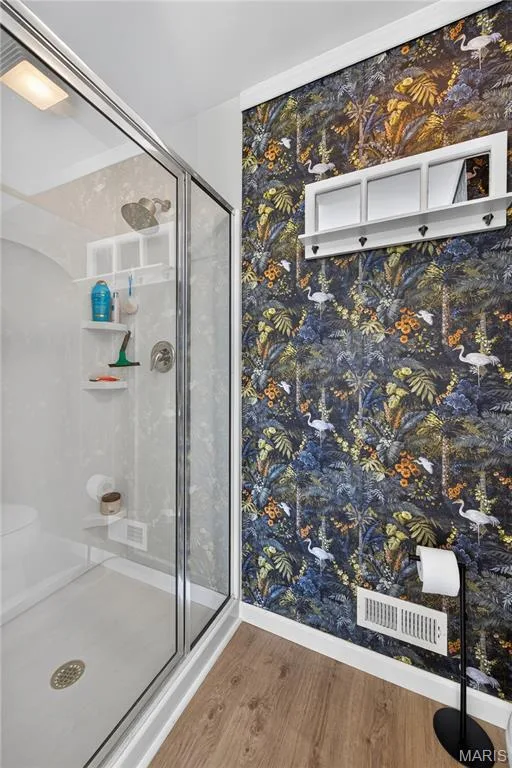 Shower with Glass Door, Rain Head & Corner Shelving! — 156 Hidden Bluffs Drive, Lake St. Louis, MO 63367