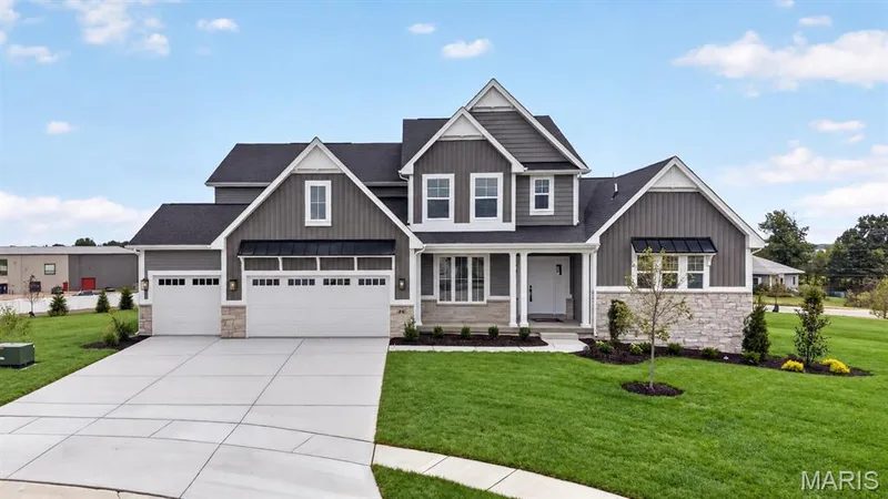 26 Valor Way, O'Fallon, MO β listing photo 1