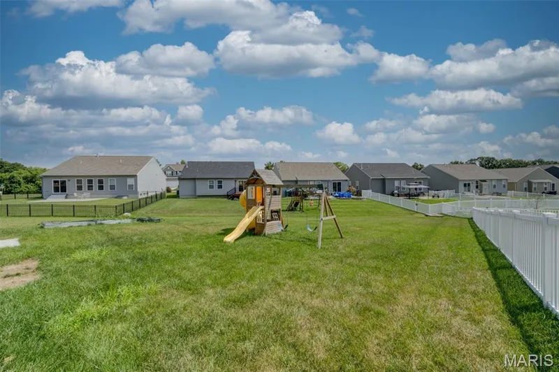 Large level backyard — 118 Riding Crop Lane, Wentzville, MO 63385