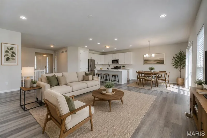 9ft ceiling  thought and Wide open space, great for entertaining — 118 Riding Crop Lane, Wentzville, MO 63385