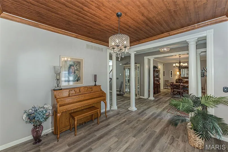 306 Magnolia Valley Drive, O'Fallon, MO 63366 — listing photo 11 of 69