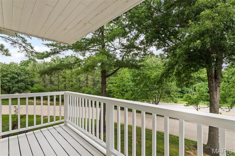1511 Hampton Hall Drive #10, Chesterfield, MO 63017 — listing photo 23 of 31