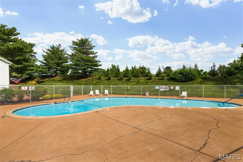 1511 Hampton Hall Drive #10, Chesterfield, MO 63017 — listing photo 26 of 31