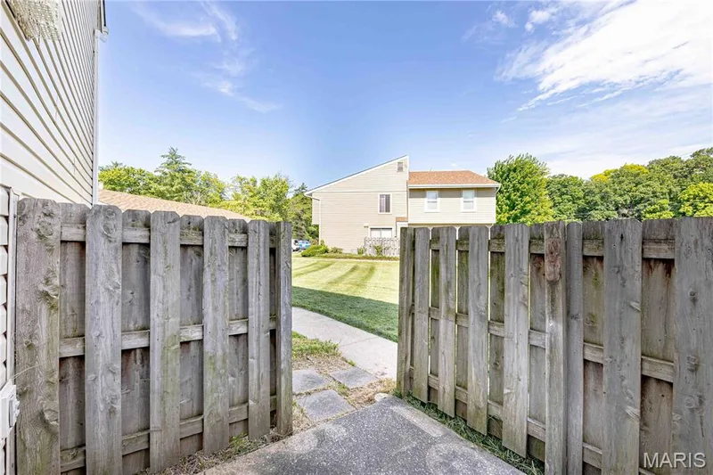 13 Dixons Court #B, O'Fallon, MO 63366 — listing photo 22 of 24