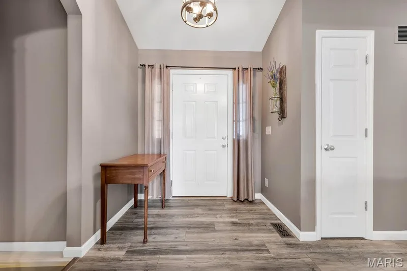 228 Highland Meadows Drive, Wentzville, MO 63385 — listing photo 6 of 42