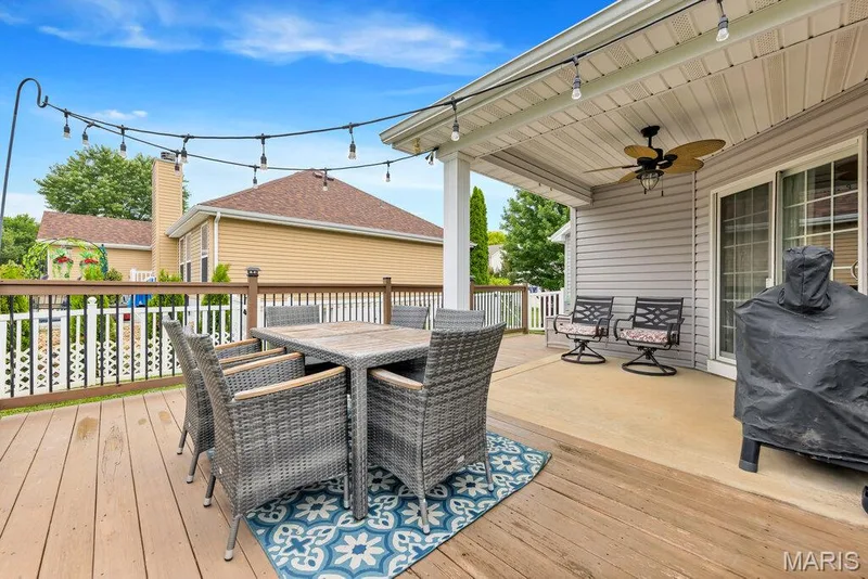 228 Highland Meadows Drive, Wentzville, MO 63385 — listing photo 16 of 42