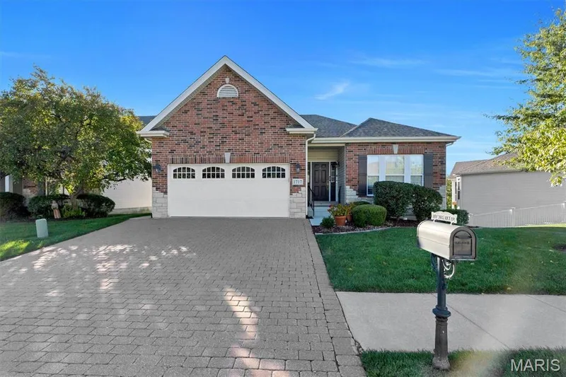 1717 Moss Rock Drive, St Charles, MO — listing photo 1