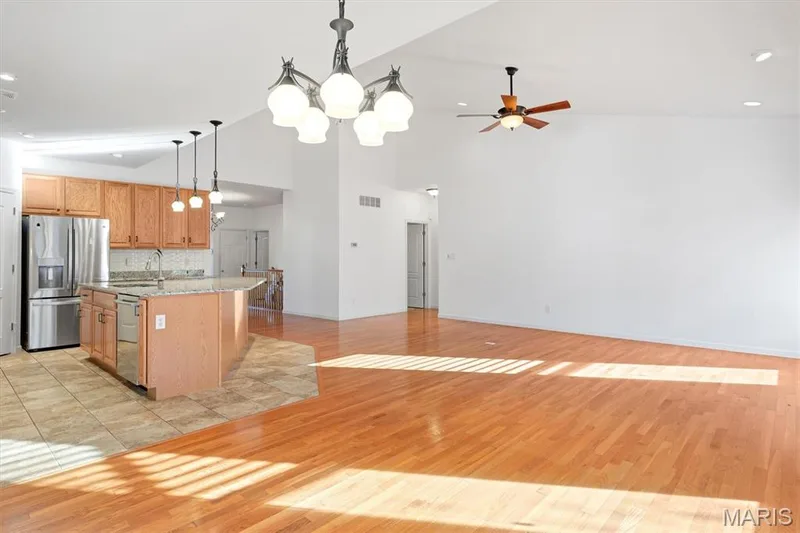 1717 Moss Rock Drive, St Charles, MO 63303 — listing photo 17 of 47