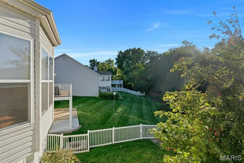 1717 Moss Rock Drive, St Charles, MO 63303 — listing photo 21 of 47
