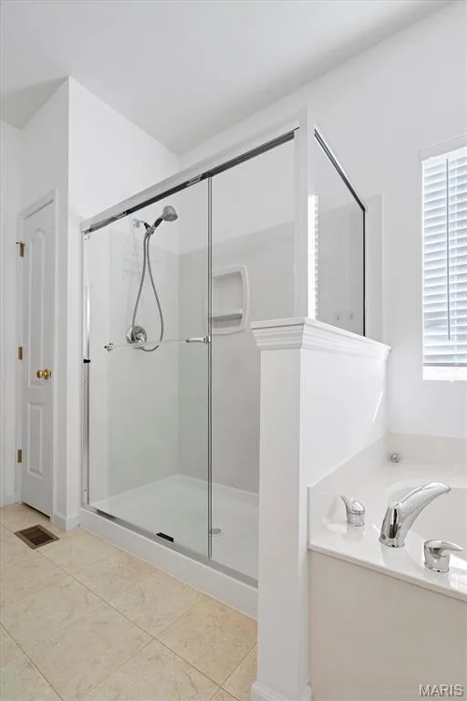 1717 Moss Rock Drive, St Charles, MO 63303 — listing photo 27 of 47