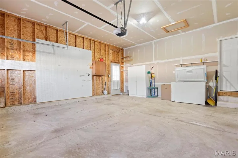 1717 Moss Rock Drive, St Charles, MO 63303 — listing photo 41 of 47