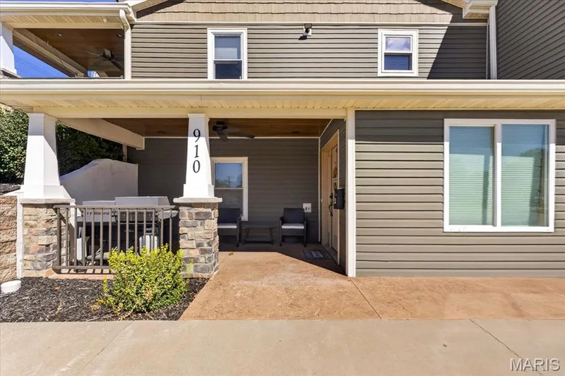 912 N Main Street, O'Fallon, MO 63366 — listing photo 3 of 62