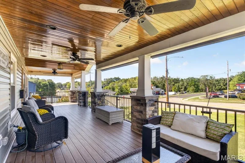912 N Main Street, O'Fallon, MO 63366 — listing photo 5 of 62
